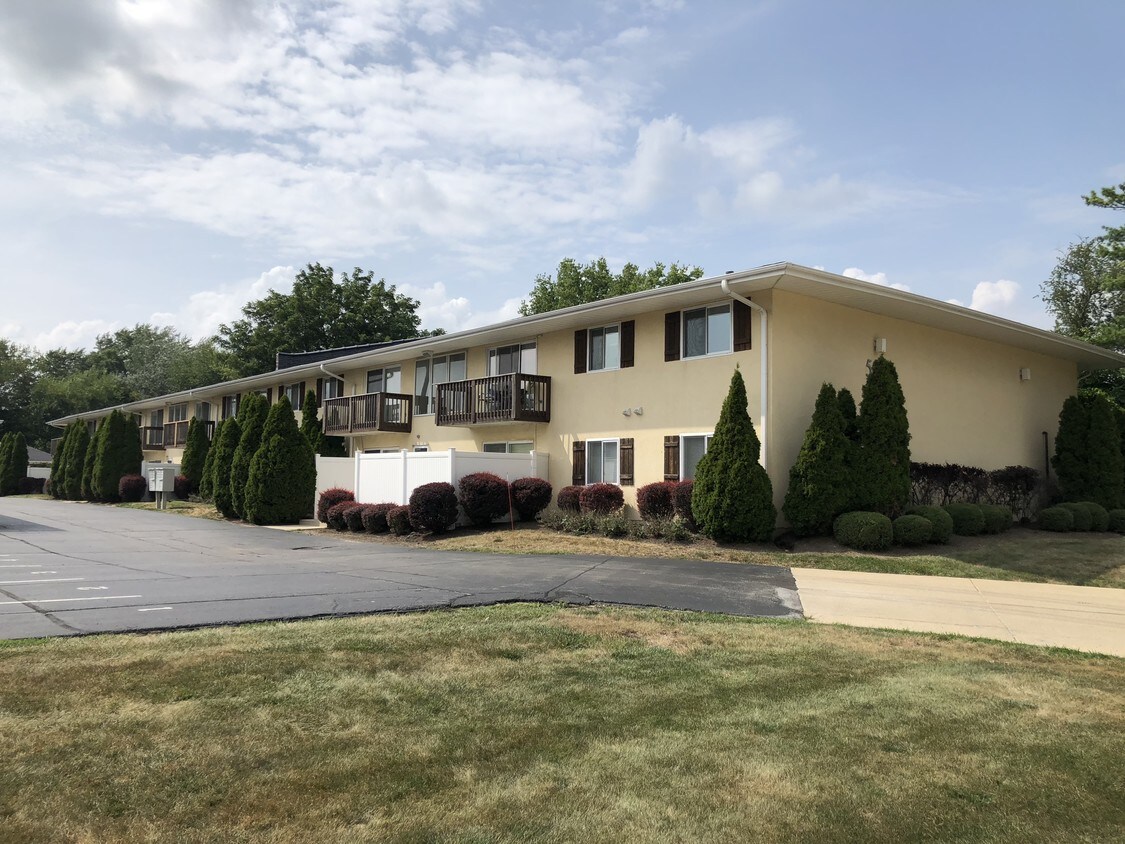 Melrose Place Apartments Westmont, IL