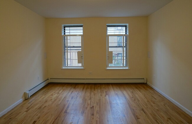 Foto del edificio - Stabilized Crown Heights  STUDIO