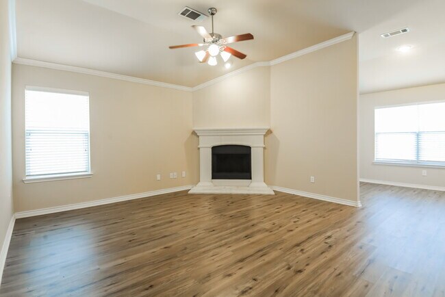 Foto del edificio - 12817 Purdue Dr