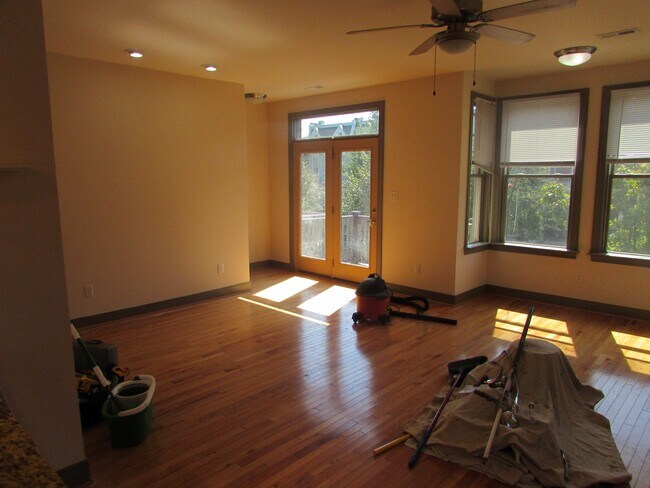 Foto del edificio - 2632 W Grace St