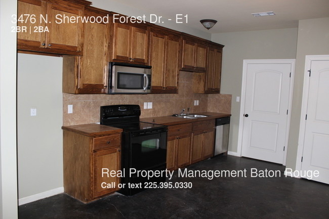 Building Photo - 3476 N Sherwood Forest Dr