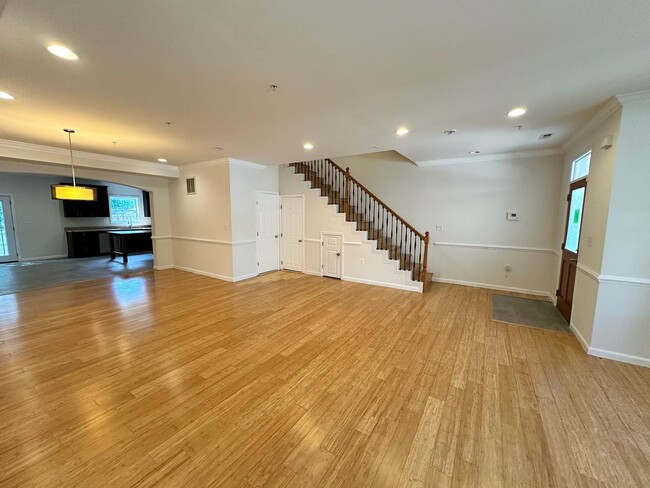 Foto del edificio - Beautiful 3BR in Historic Anacostia