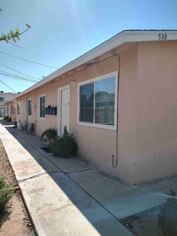 Foto principal - 530 Murphy St