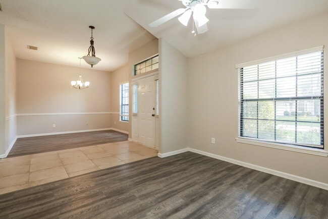 Foto del edificio - 3039 Stonewood Way