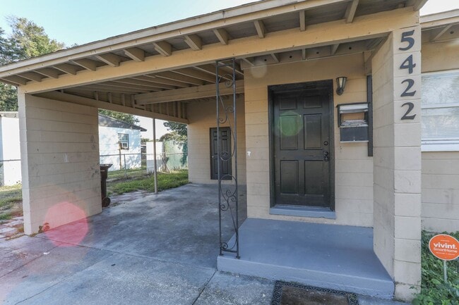 Photo - 5422 Lake Underhill Rd House