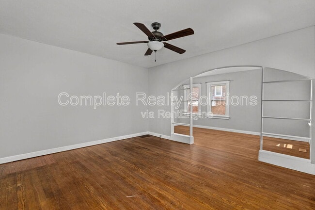 Building Photo - 40 S Hartnett Ave