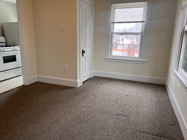 Foto del edificio - 817 Washington