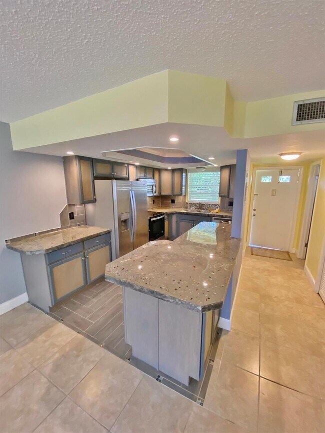 Foto del edificio - 5170 SW 40th Ave