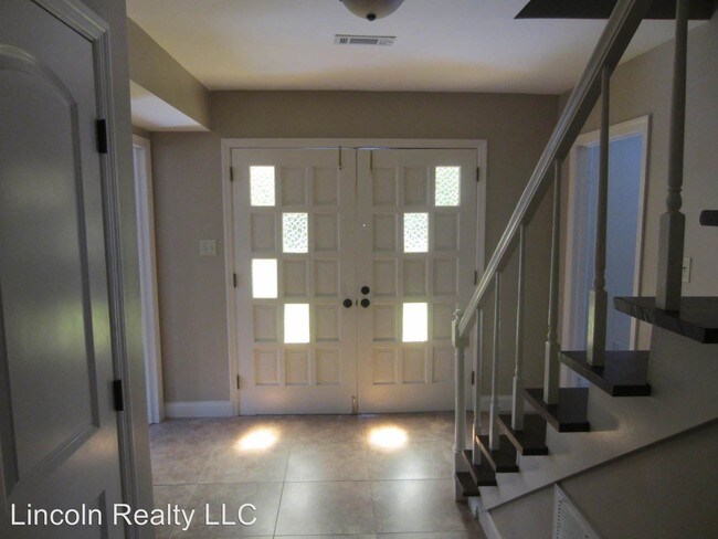 Building Photo - 4 br, 2.5 bath House - 2508 Jerry Jones Drive