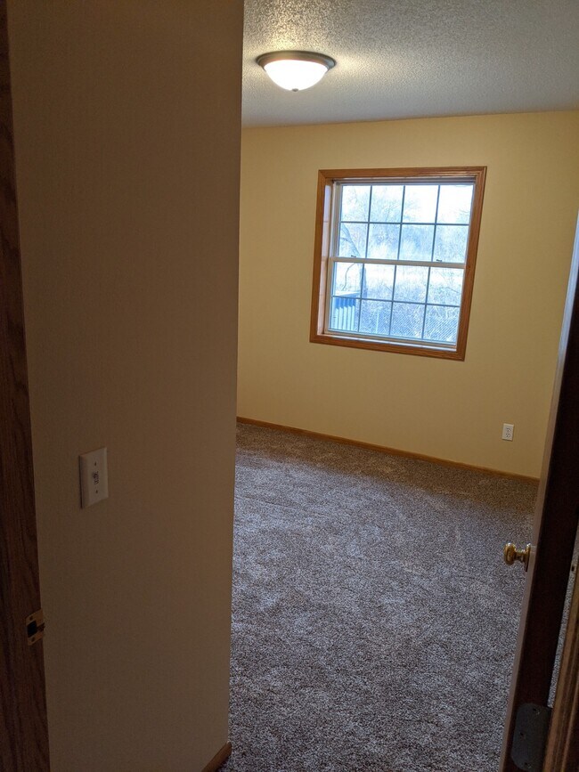 Foto del edificio - 3206 S Cedar Ave