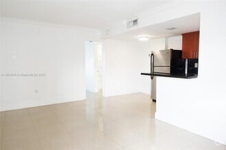 Building Photo - 3901 SW 112th Ave