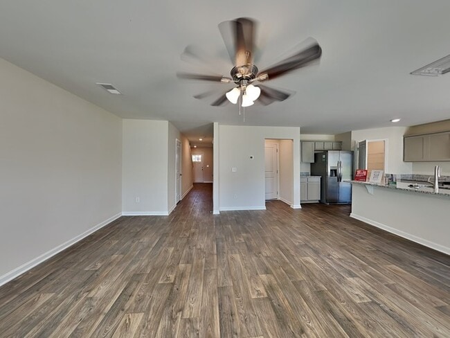 Building Photo - 305 Flushing Bay Ct
