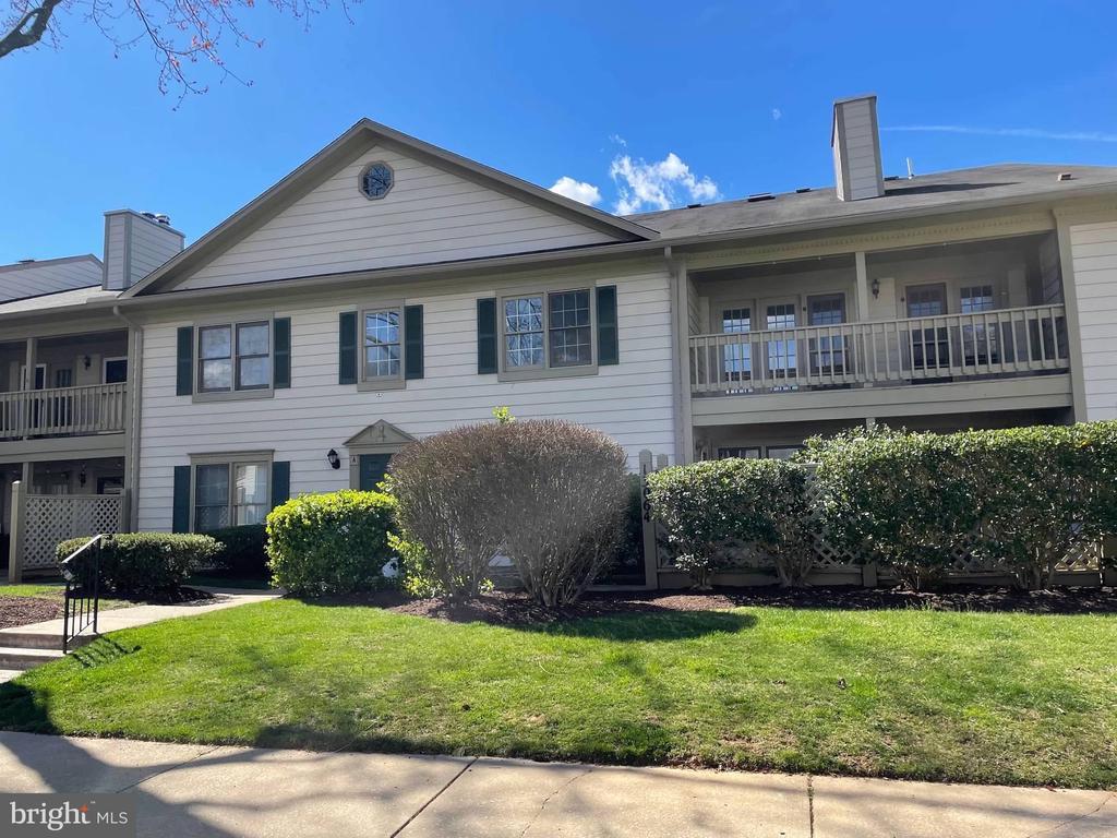 Primary Photo - 13062 Shadyside Ln