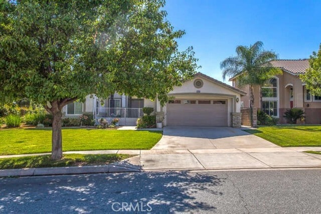 Building Photo - 13646 Canyon Crest Rd