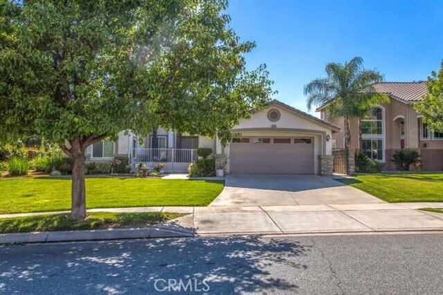 Foto del edificio - 13646 Canyon Crest Rd