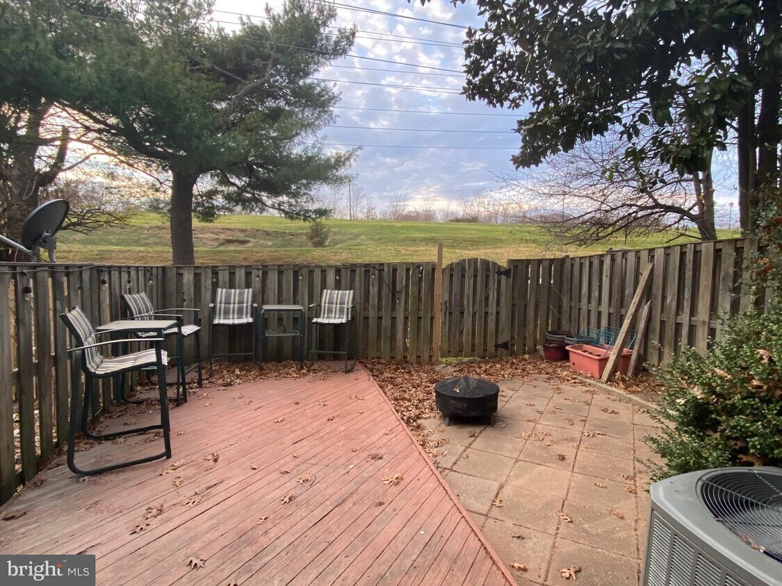 3409 Wheatwheel Ln, Annandale, VA 22003 Townhome Rentals in Annandale