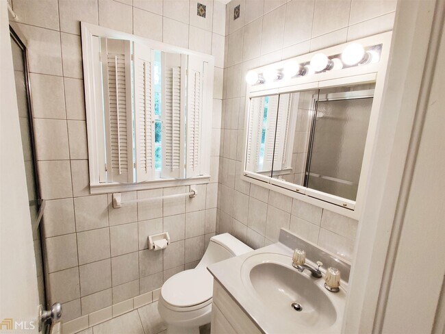 Foto del edificio - 752 Briar Park Ct