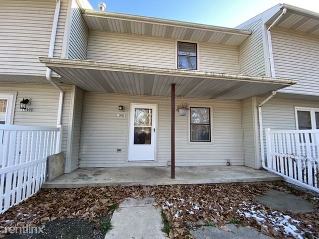 Building Photo - 2 br, 1.5 bath Townhome - Longfellow Townh...