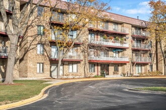 Building Photo - 5400 Astor Ln