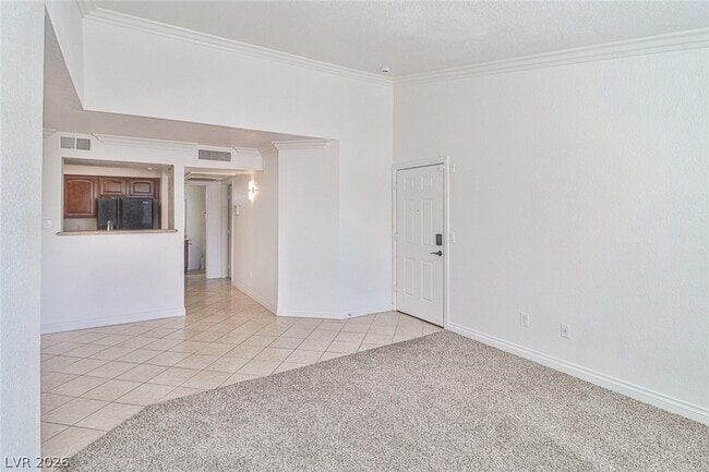 Building Photo - 8101 W Flamingo Rd