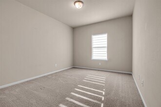 Building Photo - 2718 Newbury Island Ln
