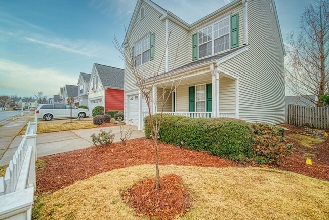 Building Photo - Lovely,  3 BR, 2.5 BA Home With 1 Car Gara...