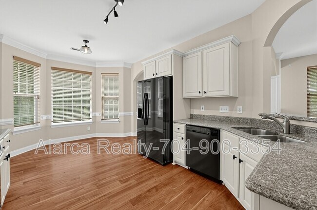 Foto del edificio - 12928 Windy Lea Ln
