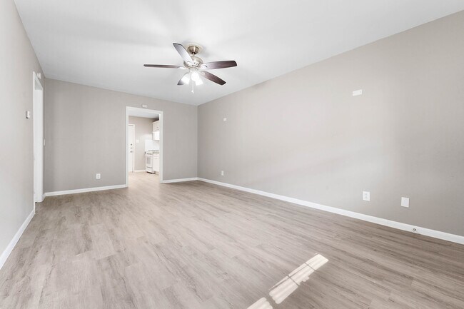 Building Photo - Parkview Apartments