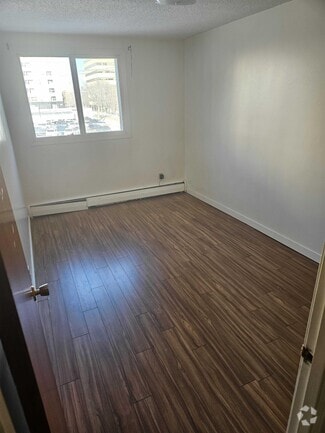 Building Photo - 2116 Rose St