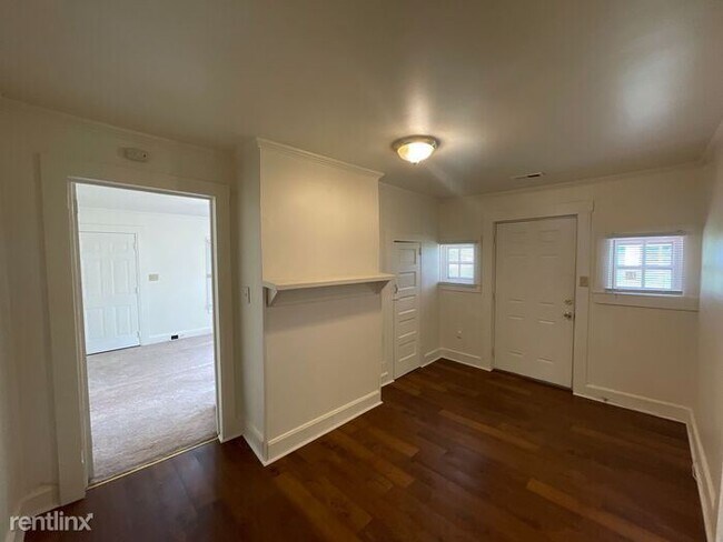 Building Photo - 3 br, 1 bath House - 6013 Waxhaw Highway