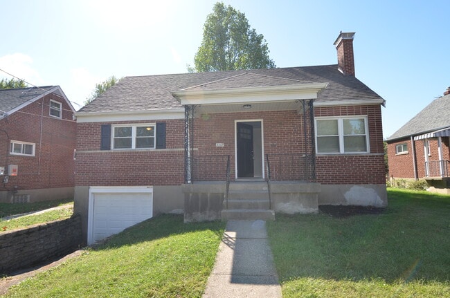 Building Photo - 3569 Locust Ln