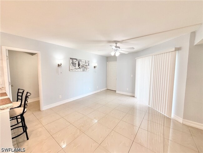 Building Photo - 150 Santa Clara Dr
