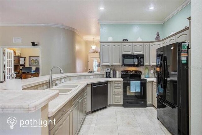 Building Photo - 1425 S Disston Avenue, Tarpon Springs, FL,...