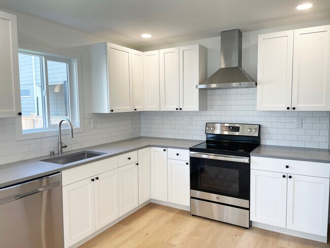Foto del edificio - 13551 Meridian Ave N