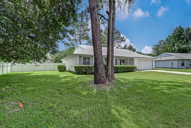 Building Photo - 10855 Mandarin Station Dr W