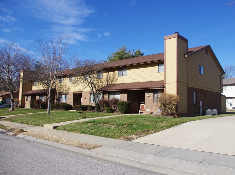 212222 W Wesley Dr, O'Fallon, IL 62269 Apartments in O'Fallon, IL