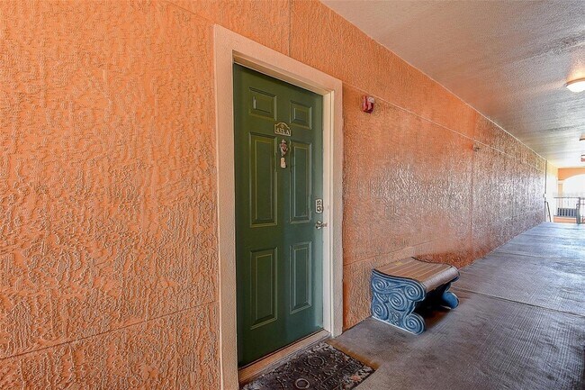 Building Photo - 2722 Via Tivoli Unit 432A