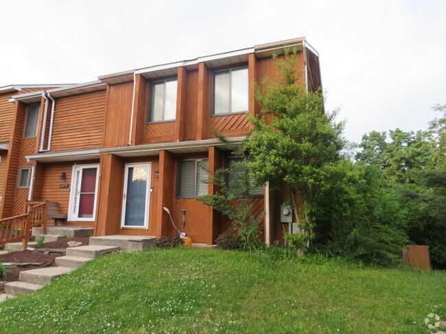 Building Photo - 1381 Hazel Nut Ct