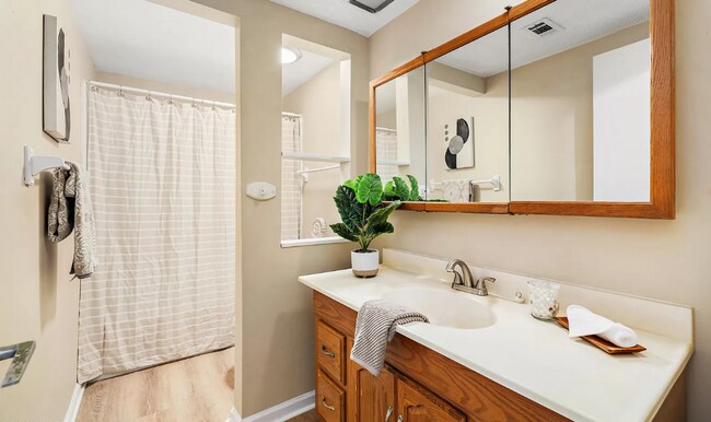 Foto del edificio - "Tranquil Oasis 3/2.5 Condo in coveted loc...