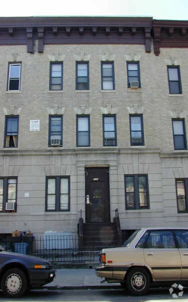 Primary Photo - 1298 Sterling Pl