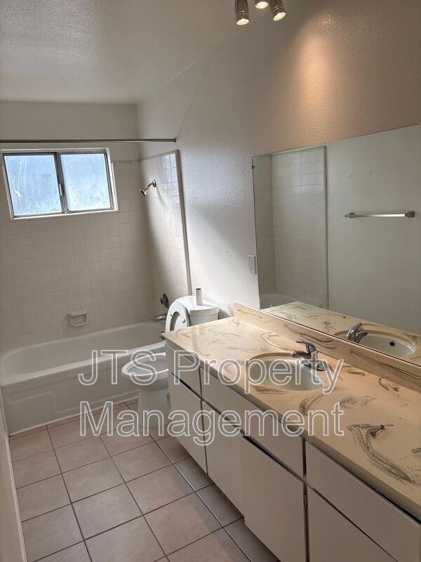 Photo - 2000 G St Apartment