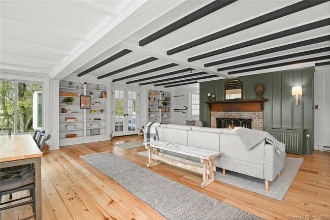Building Photo - 41 Botsford Rd
