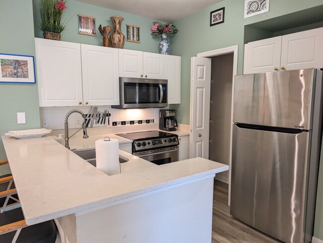 Photo - 5140 Northridge Rd Townhome