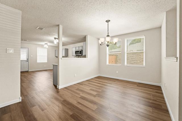 Foto del edificio - 2621 S Wavecrest Ct