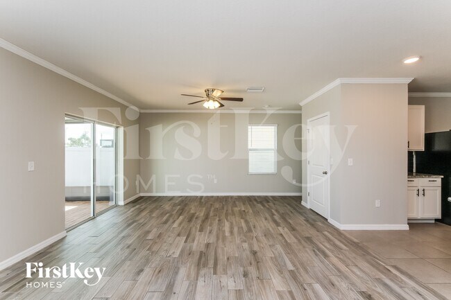 Foto del edificio - 10303 Geese Trail Cir