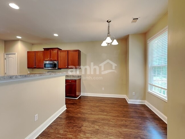 Building Photo - 82 Eagles Nest Dr