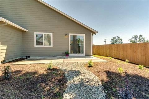 Building Photo - 537 SE Oak Grove Ave