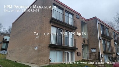 Building Photo - 719 E Waterloo Rd