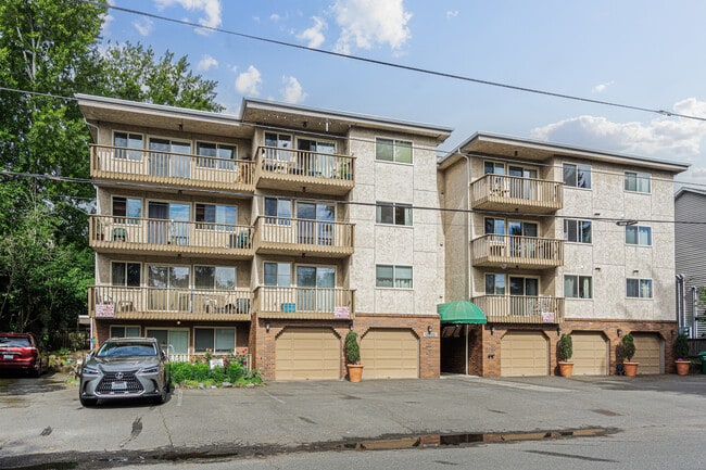 Building Photo - 12035 32nd Ave NE