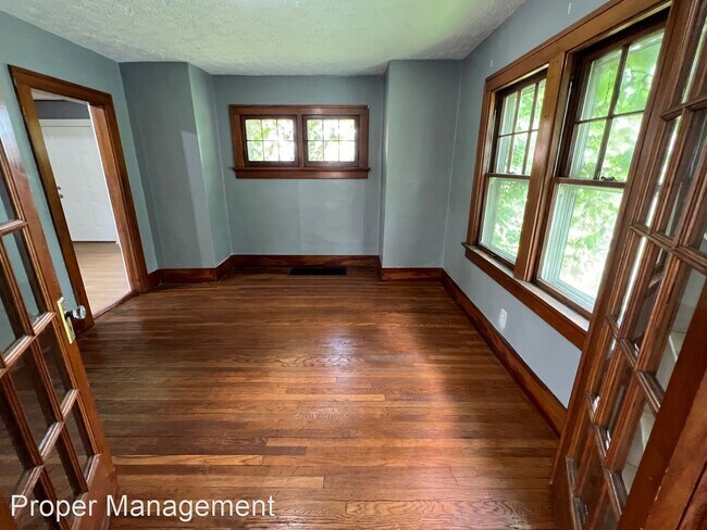 Foto del edificio - 3 br, 1 bath House - 33 E Beechwood Ave